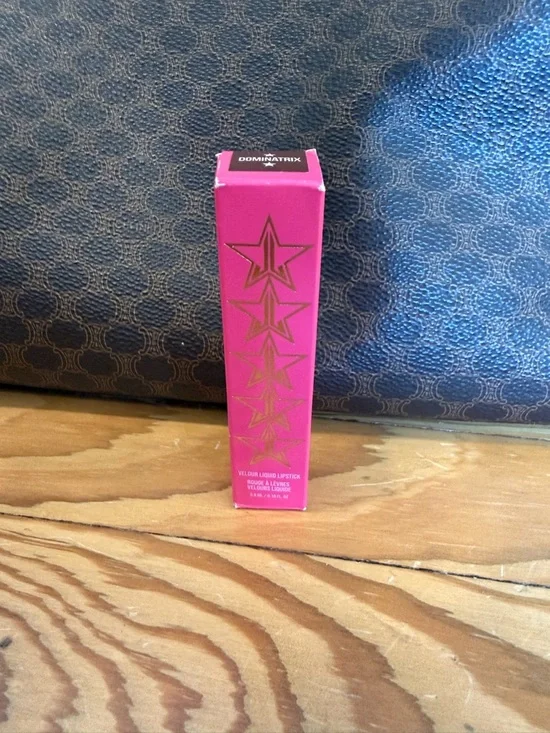 Jeffree Star Velour Matte Liquid Lipstick - Dominatrix - Picture 2 of 6
